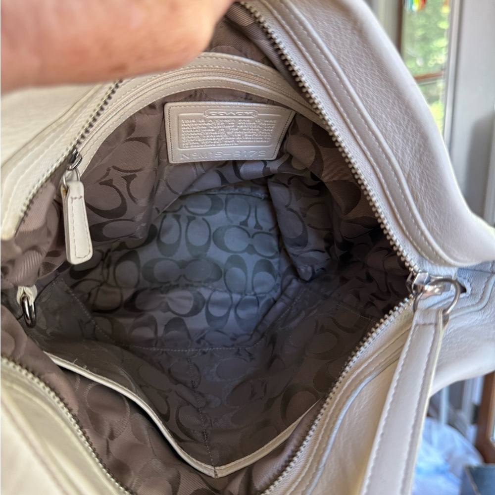 Coach Madison Leather Duffle Shoulder Bag 9173 🤎✨ - Picture 3 of 11